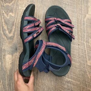 TEVA | Tirra Shocpad Anatomic Footbed Outdoor Hiking Velcro Strap Sandals
